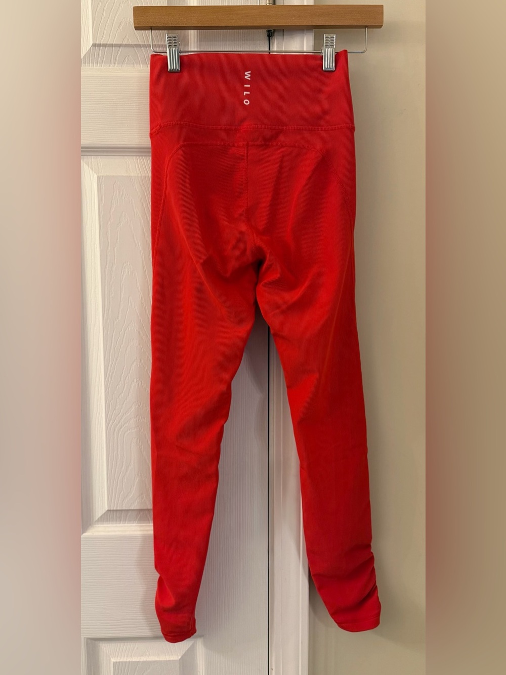 Wilo The Label Ribbed High Rise Ruched Ankle Leggings - Picture 3 of 6